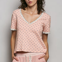 Soft pink floral V-neck short-sleeve T-shirt with scalloped lace trim