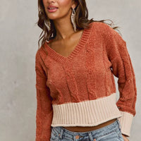 Rust chenille V-neck cropped sweater with cream contrast hem band