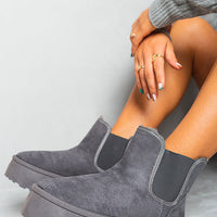 Platform Chelsea Boots in Beige with Faux Fur Lining