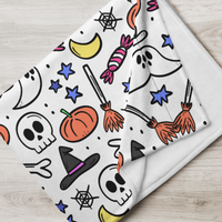 White Holiday Icon Halloween Throw Blanket