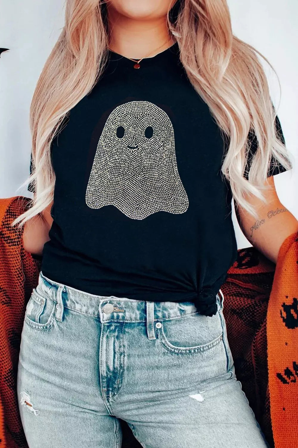 Black plus-size rhinestone ghost graphic T-shirt, round neck and short sleeves