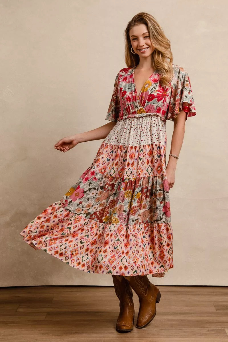 Floral print tiered midi dress with V-neck and tiered skirt tiers, rose mix