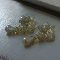 Baroque Pearl White Flower Earrings Yellow Gold-3
