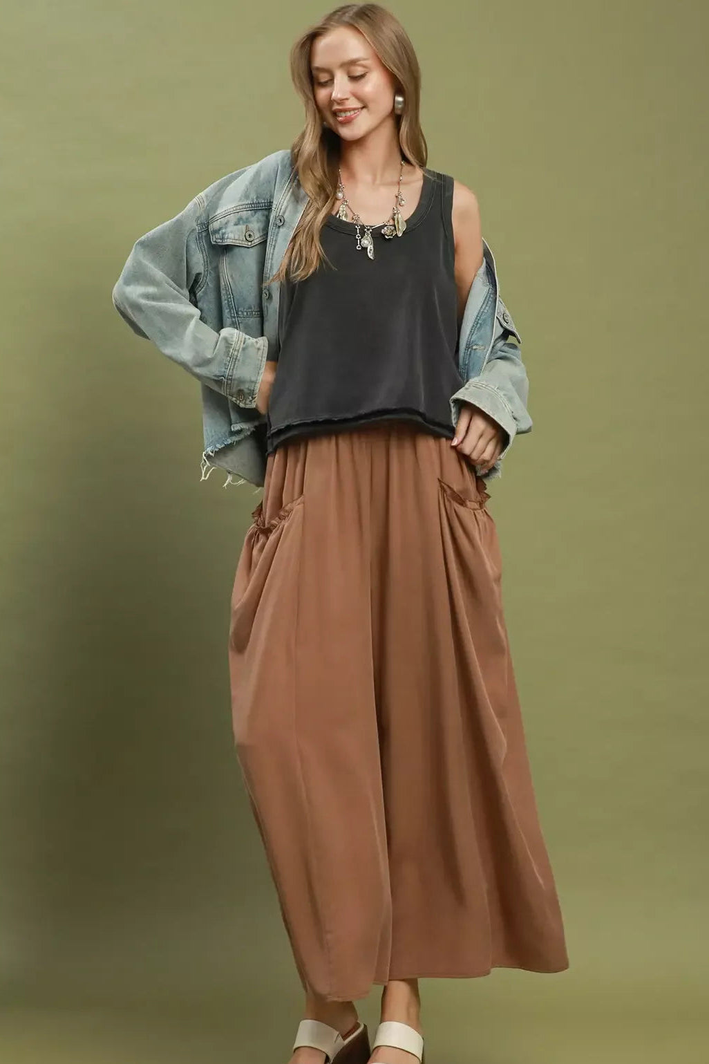 Brown flowy wide-leg pocket pants with gathered waist and pleated front