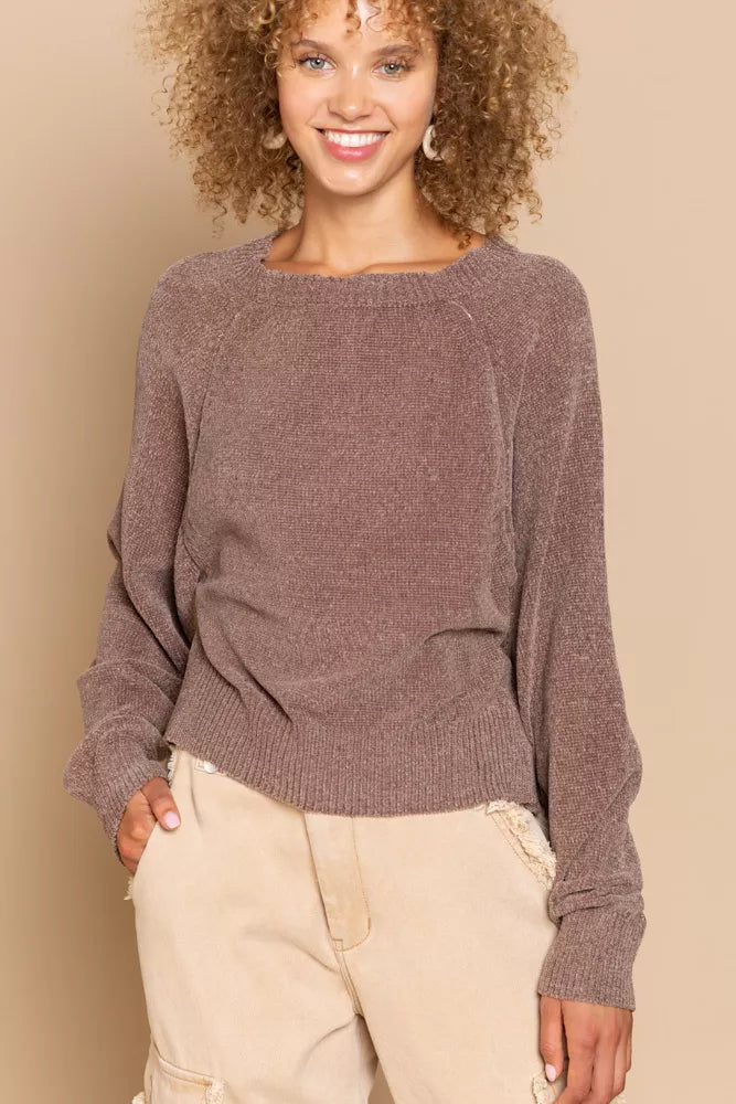 Chocolate brown round-neck backless sweater with ribbed cuffs and hem