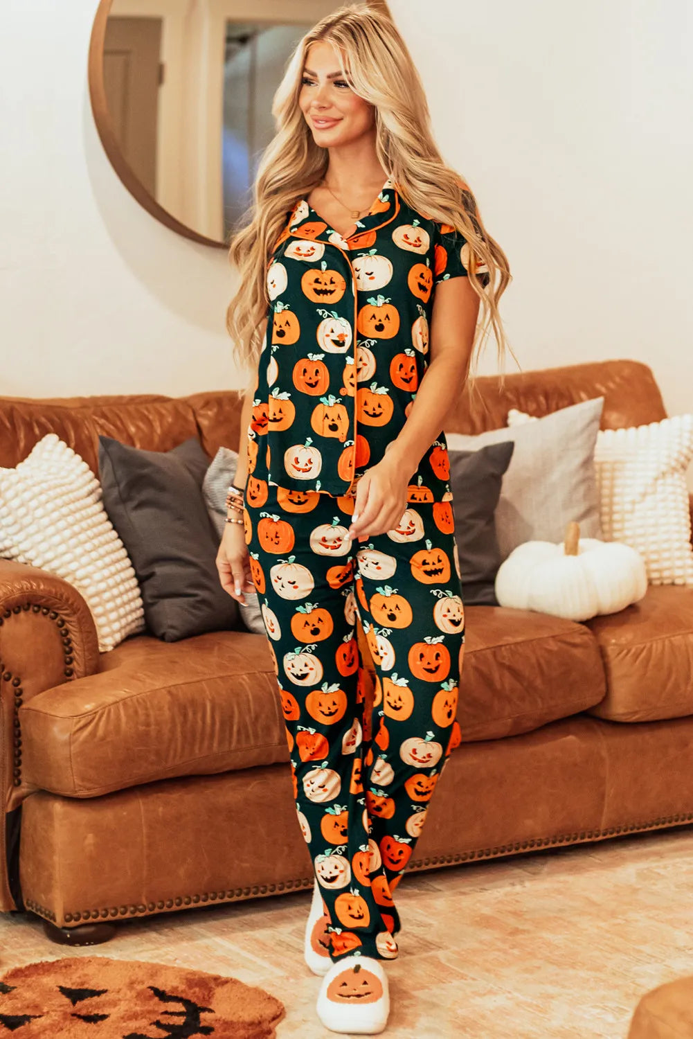 Pumpkin-printed short-sleeve top and lounge pants set in dark green and orange