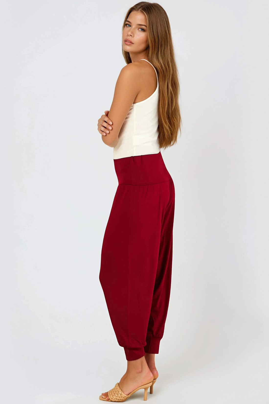 Wine harem trousers with elastic waist and cuffed ankle cuffs