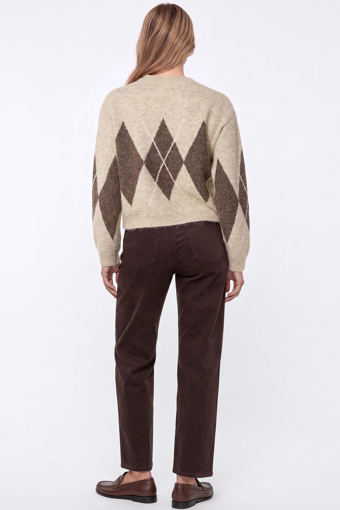 Back view: beige wool-blend crew-neck jumper with dark argyle diamond pattern