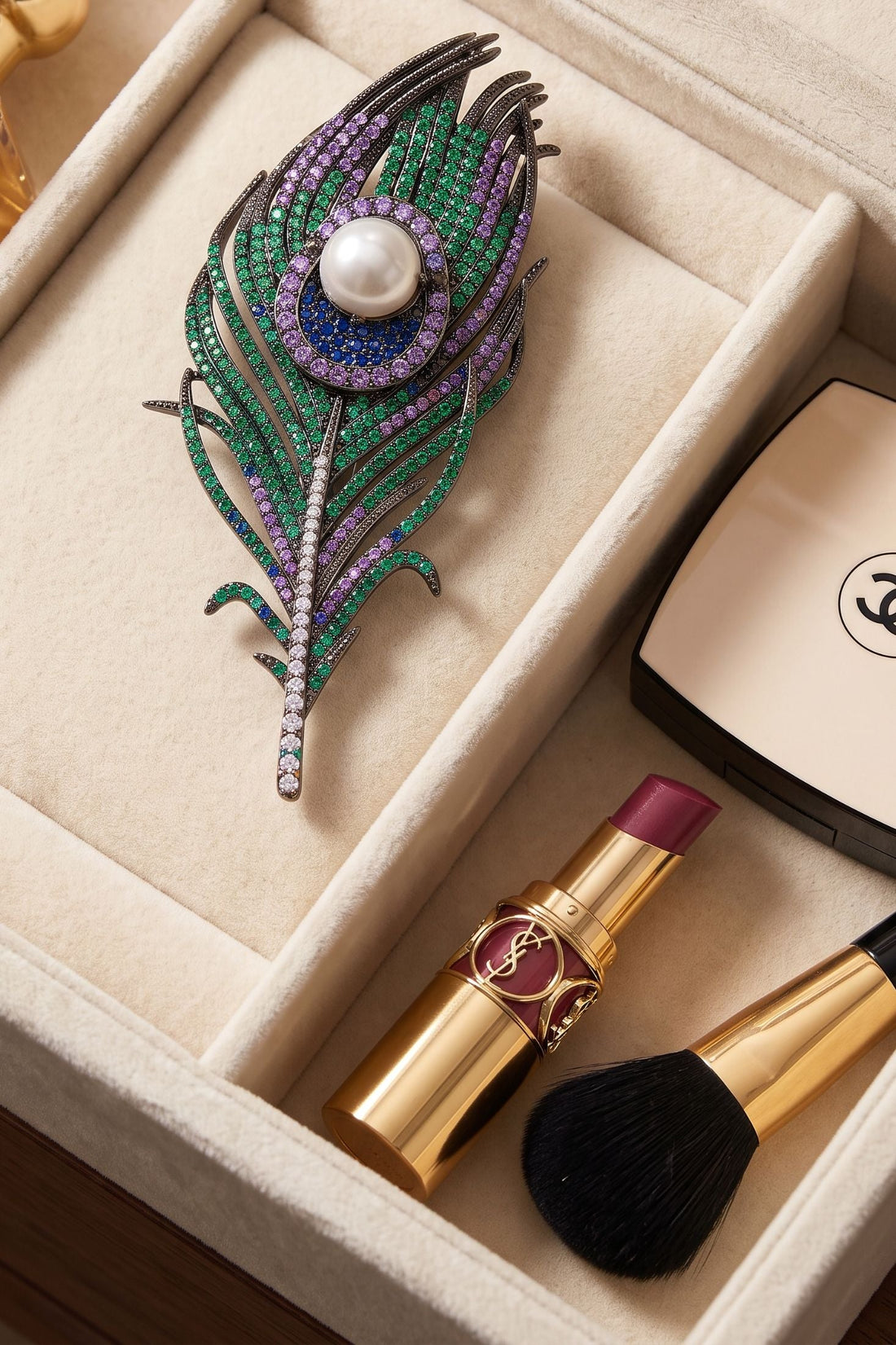 Peacock feather pearl brooch with large white pearl center and green purple beadwork