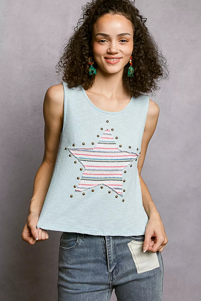 Light blue ribbed tank top with round neck and striped star stud patch