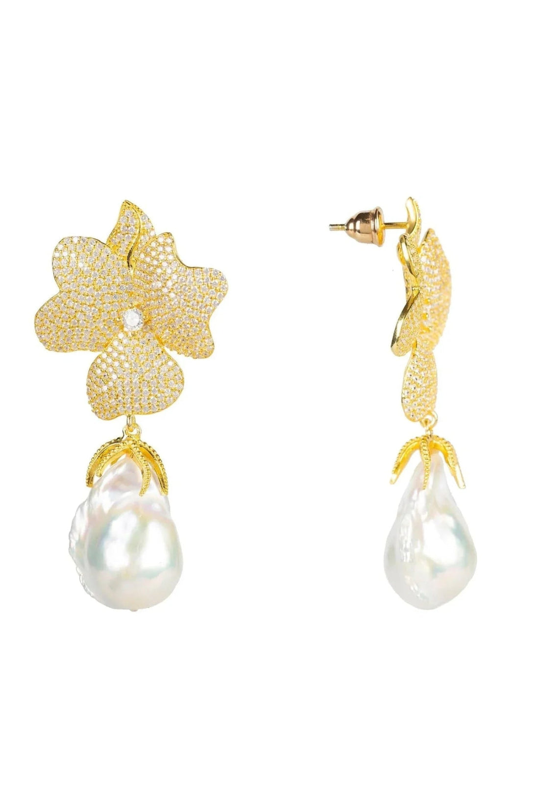 Baroque Pearl White Flower Earrings Yellow Gold-2