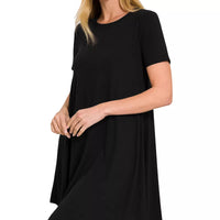 Black short-sleeve A-line dress with round neck and side pockets, above-knee length