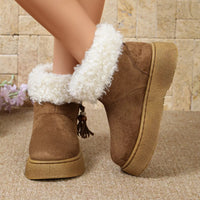 Faux fur lined suede ankle boots, round toe, camel-brown with fluffy collar and tassel charm