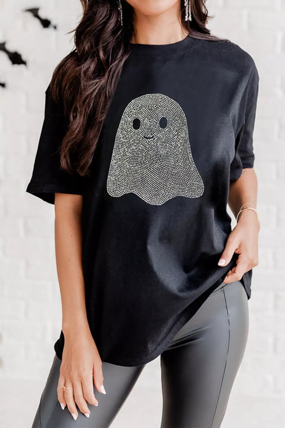 Black plus-size rhinestone ghost graphic round-neck T-shirt, short sleeves