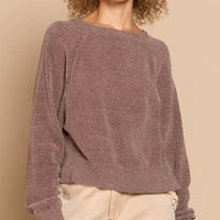 Chocolate brown round-neck backless sweater with ribbed cuffs and hem