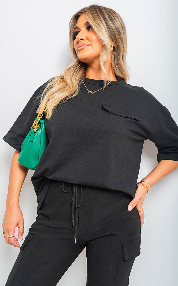 Oversized Cargo T-shirt