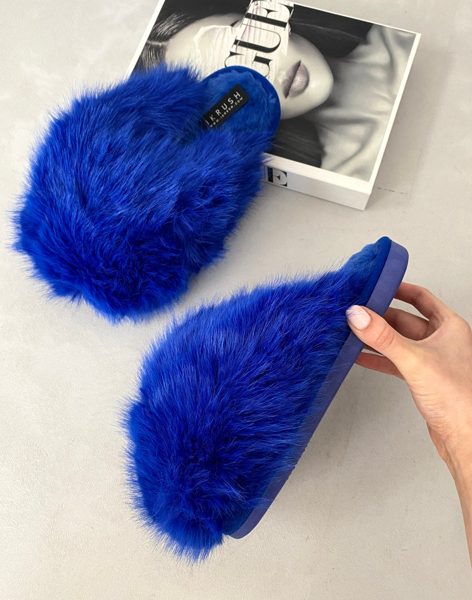 Faux fur winter sandals in bright blue, slip-on slide with thick cushioned sole