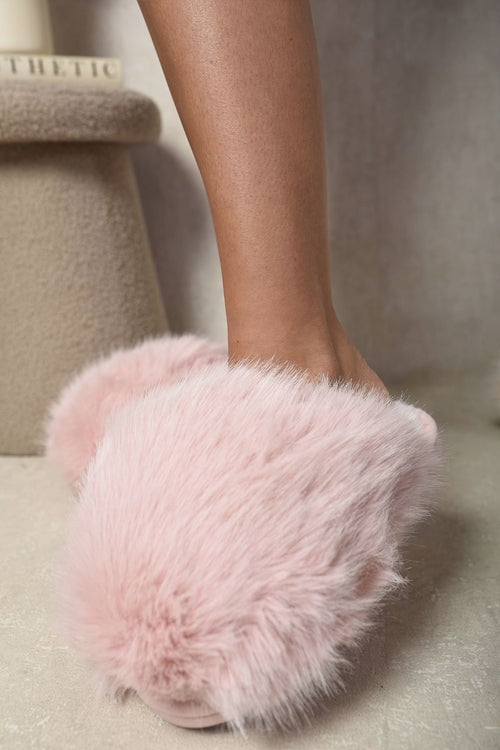 Fluffy faux-fur winter slide sandals, pink fuzzy slip-on with flat sole