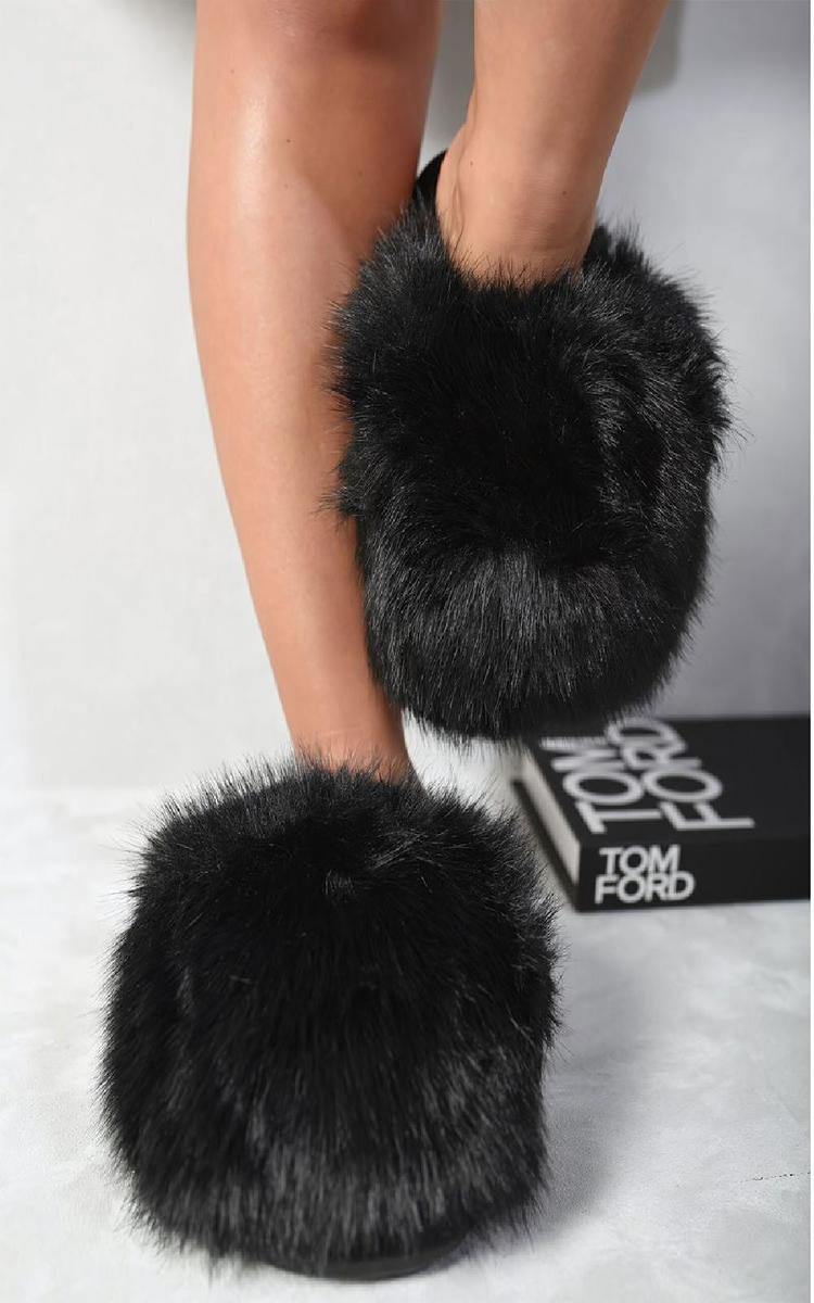 Faux Fur Slippers in Pink with Fluffy Uppers and Open Backs