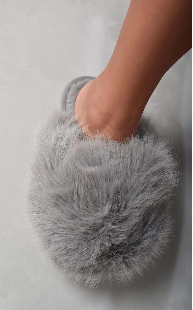 Faux Fur Slippers in Pink with Fluffy Uppers and Open Backs