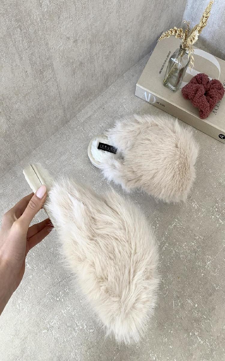 Faux Fur Slippers in Pink with Fluffy Uppers and Open Backs