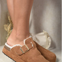 Platform Clogs in Beige with Faux Fur Lining